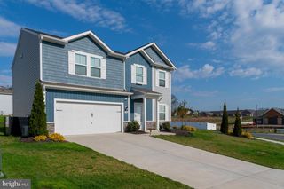 106 PERDIZ RD, Hedgesville, WV 25427