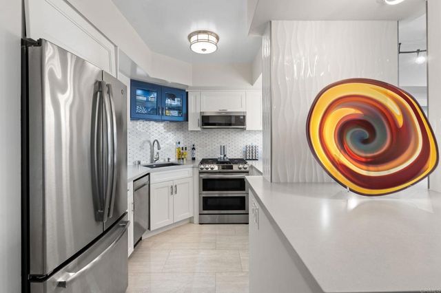 500 W Harbor Drive 1108, San Diego, CA 92101