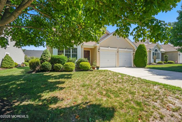 8 Long Bay Road, Jackson, NJ 08527