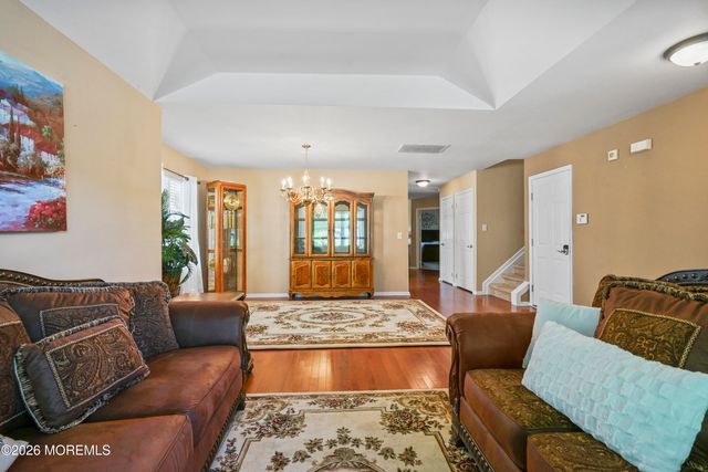 8 Long Bay Road, Jackson, NJ 08527
