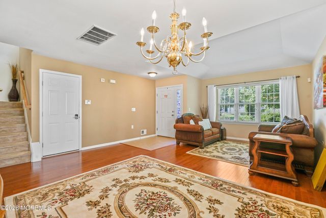 8 Long Bay Road, Jackson, NJ 08527