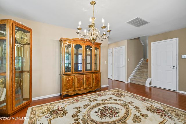 8 Long Bay Road, Jackson, NJ 08527