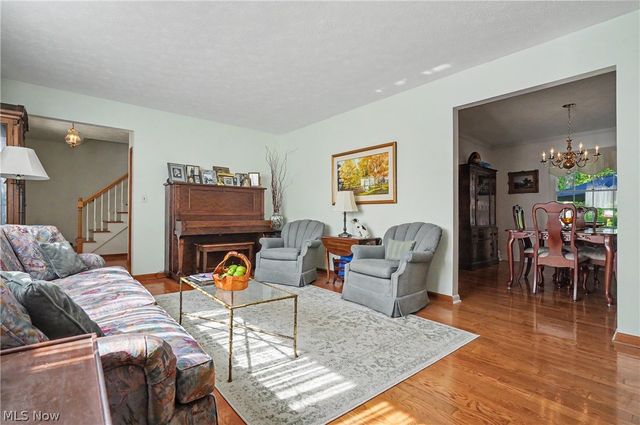 15884 Arbor Trail, Newbury, OH 44065
