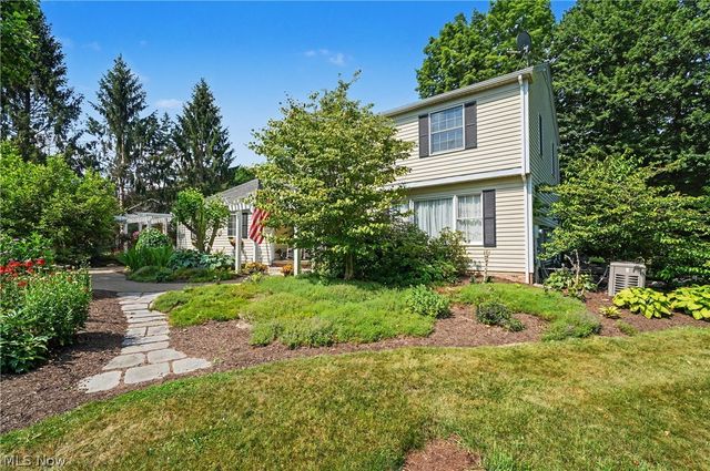 15884 Arbor Trail, Newbury, OH 44065
