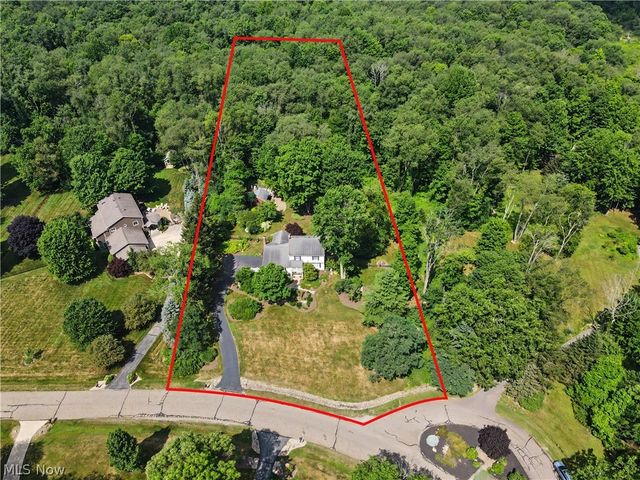 15884 Arbor Trail, Newbury, OH 44065