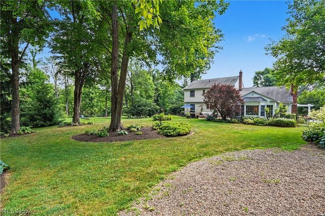 15884 Arbor Trail, Newbury, OH 44065