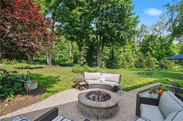 15884 Arbor Trail, Newbury, OH 44065