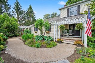 15884 Arbor Trail, Newbury, OH 44065