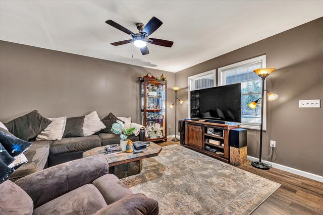 55 Keg Valley LN, Rocky Mount, VA 24151