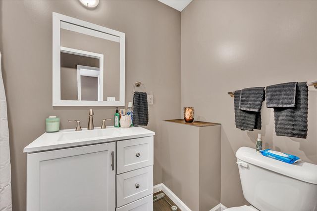 55 Keg Valley LN, Rocky Mount, VA 24151