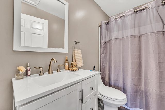 55 Keg Valley LN, Rocky Mount, VA 24151