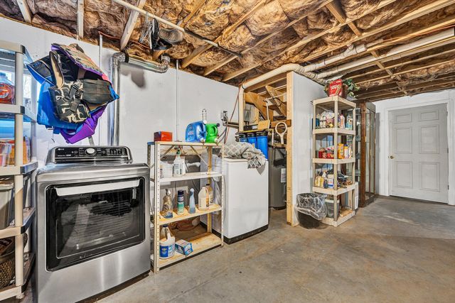 55 Keg Valley LN, Rocky Mount, VA 24151