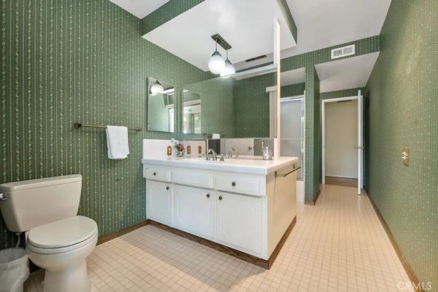 11583 Zelzah Avenue, Granada Hills, CA 91344
