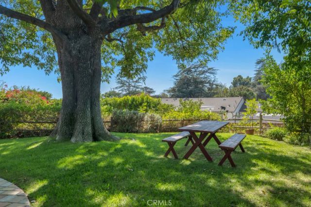 11583 Zelzah Avenue, Granada Hills, CA 91344