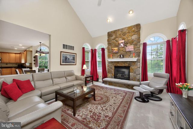 904 VICTORIA CT, Downingtown, PA 19335