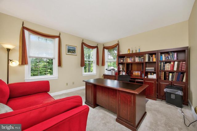 904 VICTORIA CT, Downingtown, PA 19335