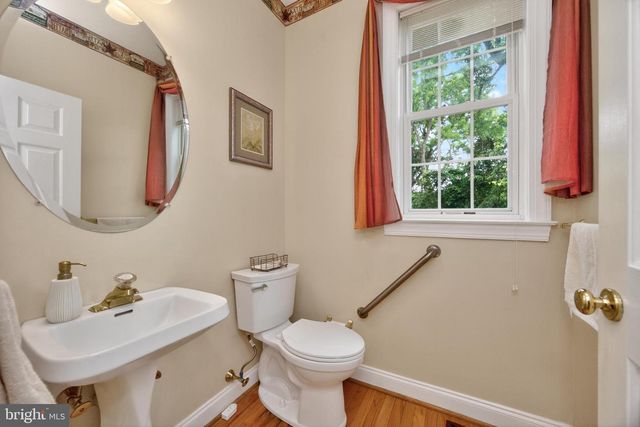 904 VICTORIA CT, Downingtown, PA 19335