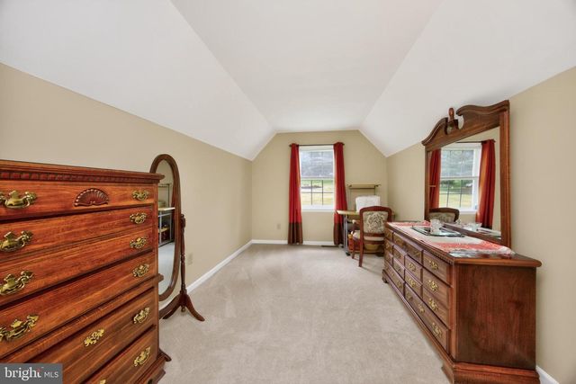 904 VICTORIA CT, Downingtown, PA 19335