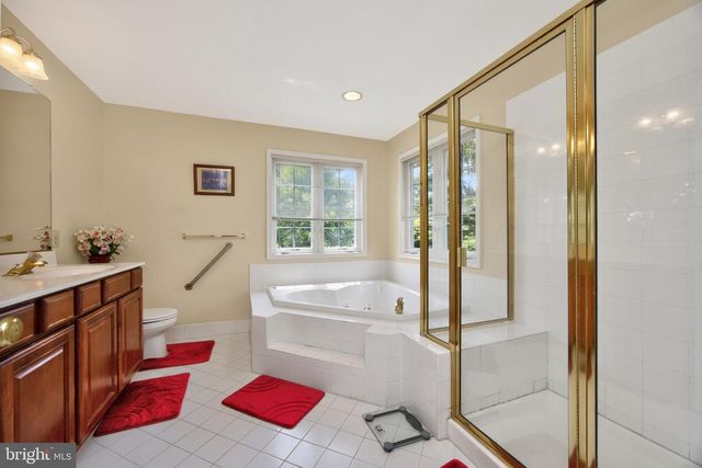 904 VICTORIA CT, Downingtown, PA 19335
