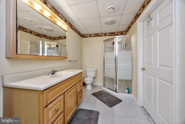 904 VICTORIA CT, Downingtown, PA 19335