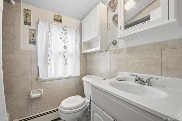 280 Division Avenue, Massapequa, NY 11758