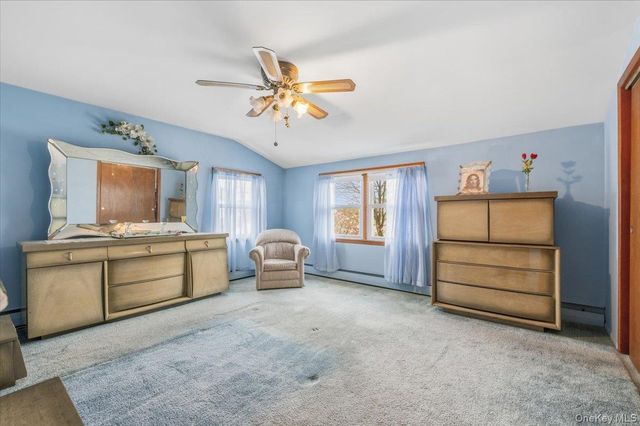 280 Division Avenue, Massapequa, NY 11758