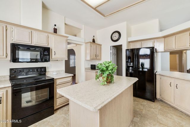 3700 S TOMAHAWK Road 83, Apache Junction, AZ 85119