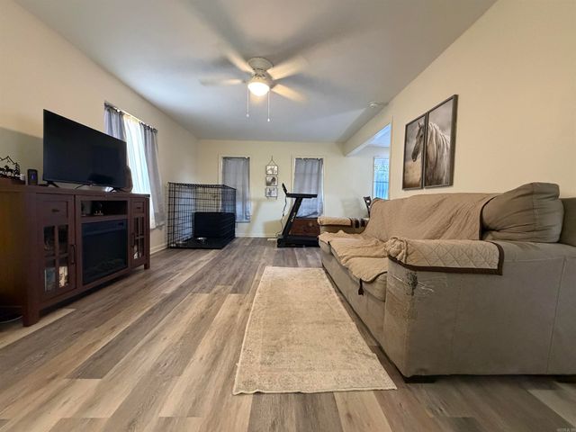 123 Leeper Street, Hot Springs, AR 71913