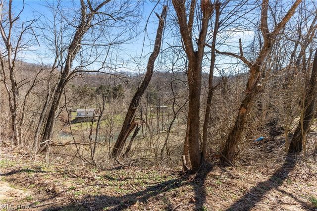 353 Weirton Avenue, Weirton, WV 26062