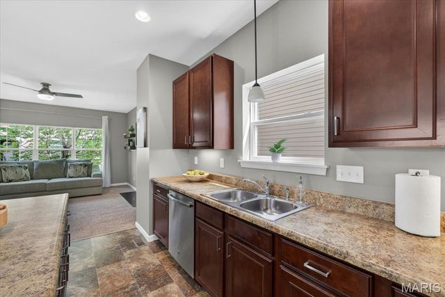 9732 Wilderness Battle Circle, St Louis, MO 63123