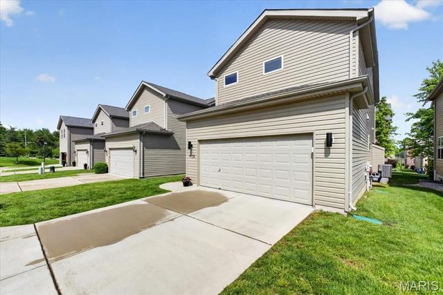 9732 Wilderness Battle Circle, St Louis, MO 63123