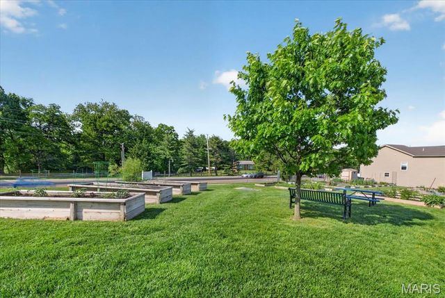 9732 Wilderness Battle Circle, St Louis, MO 63123