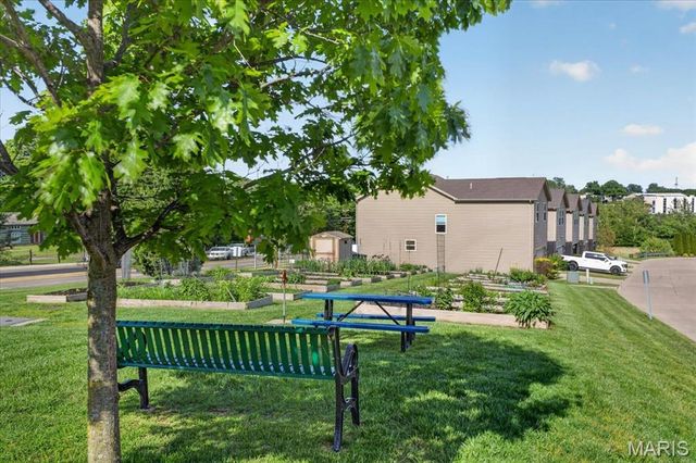 9732 Wilderness Battle Circle, St Louis, MO 63123