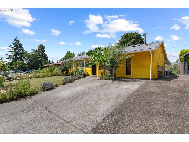 2225 Se 181ST Ave, Portland, OR 97233