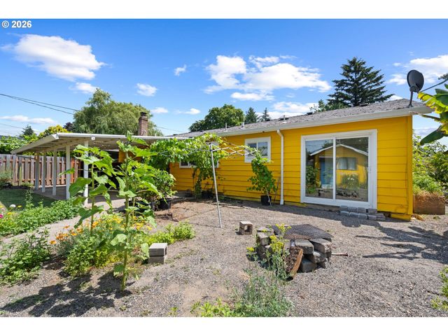 2225 Se 181ST Ave, Portland, OR 97233