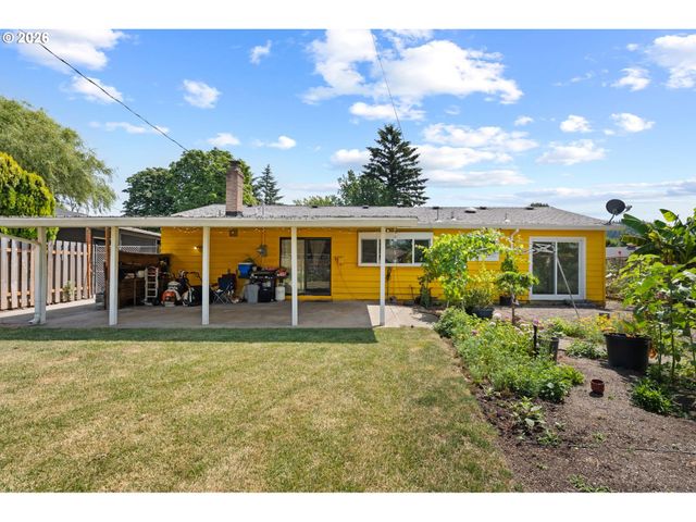 2225 Se 181ST Ave, Portland, OR 97233