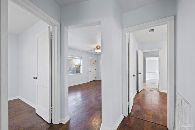 1631 E Hayes St, Pensacola, FL 32503