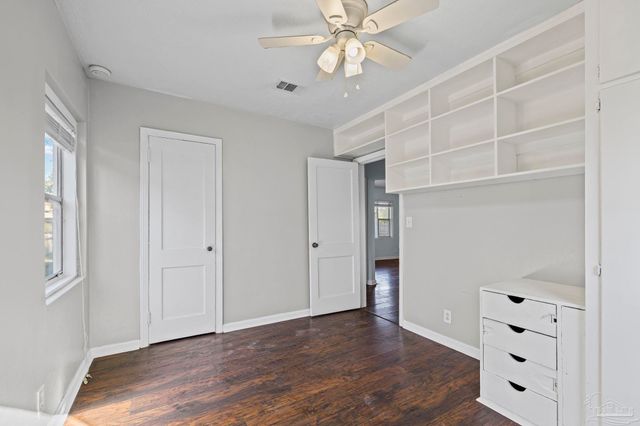 1631 E Hayes St, Pensacola, FL 32503