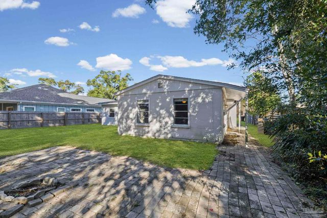 1631 E Hayes St, Pensacola, FL 32503