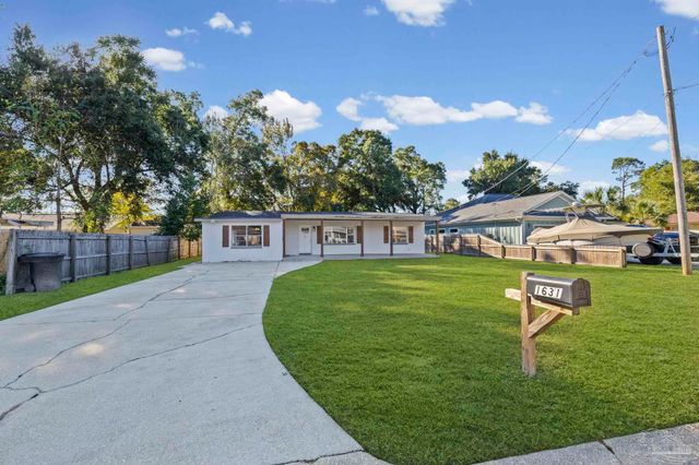 1631 E Hayes St, Pensacola, FL 32503