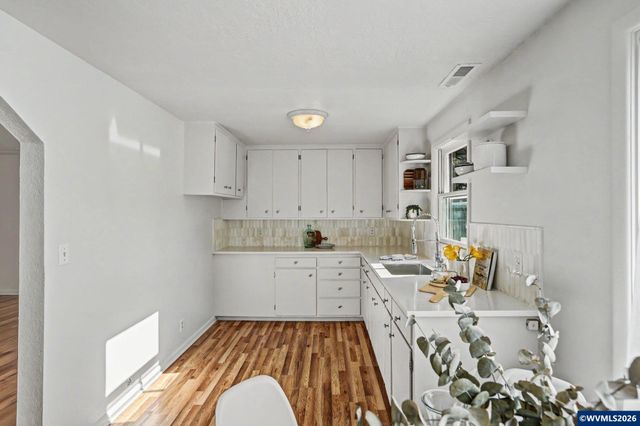 820 West Vista Av S, Salem, OR 97302