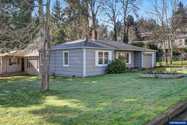 820 West Vista Av S, Salem, OR 97302