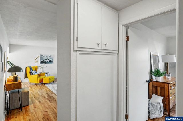 820 West Vista Av S, Salem, OR 97302