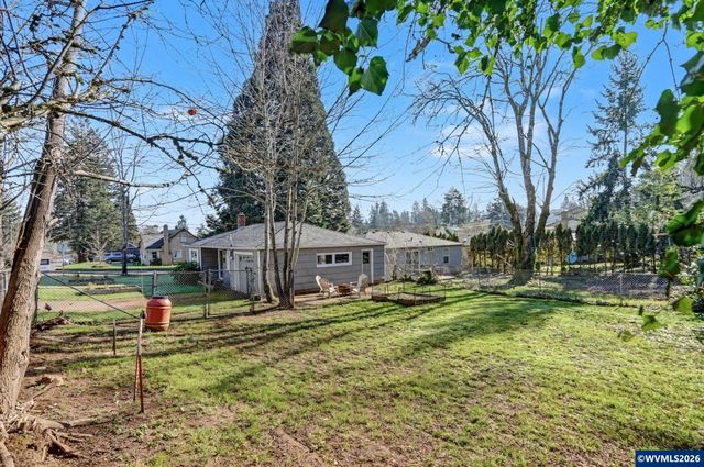 820 West Vista Av S, Salem, OR 97302