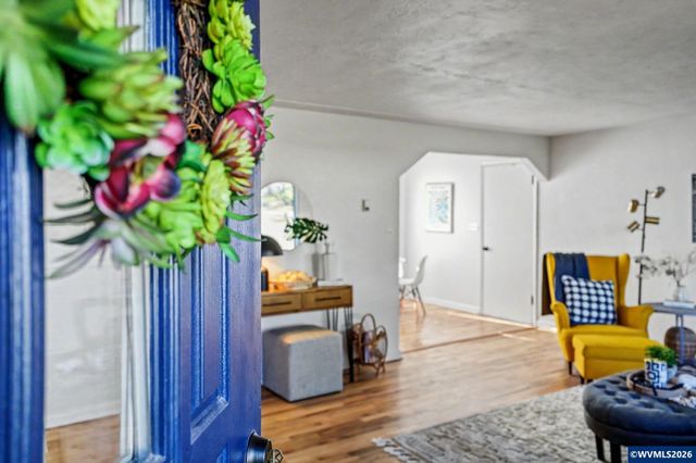 820 West Vista Av S, Salem, OR 97302