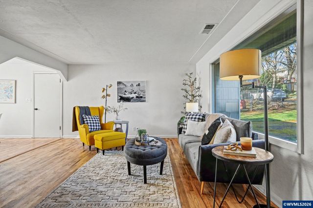 820 West Vista Av S, Salem, OR 97302