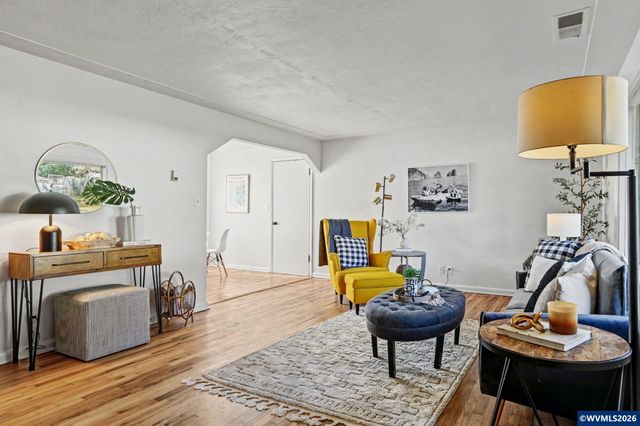 820 West Vista Av S, Salem, OR 97302