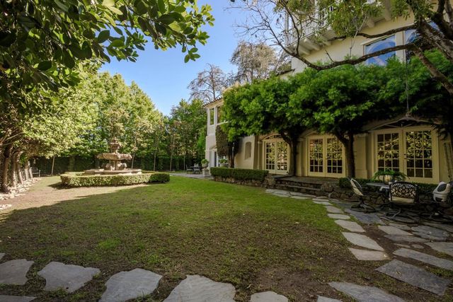 420 El Arroyo Road, Hillsborough, CA 94010