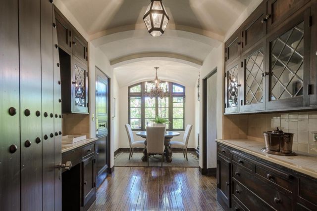 420 El Arroyo Road, Hillsborough, CA 94010
