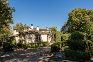 420 El Arroyo Road, Hillsborough, CA 94010